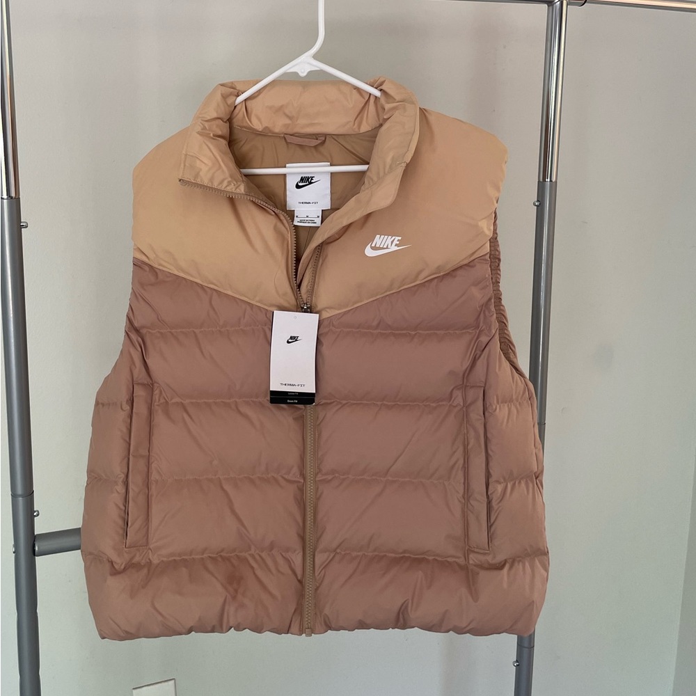 NWT NIKE vest